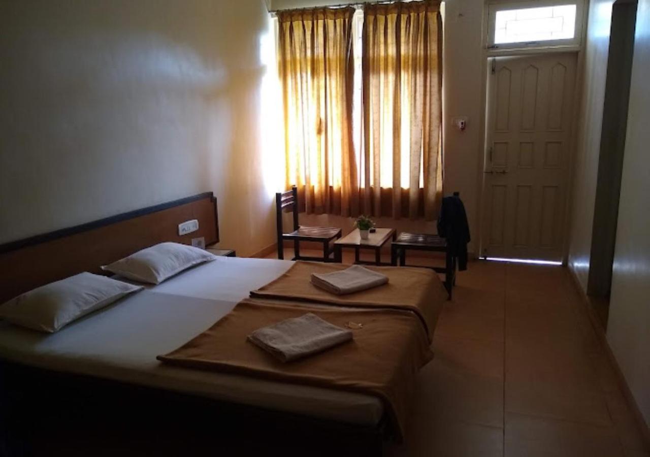 Hotel Durvankur Ganpatipule Dış mekan fotoğraf