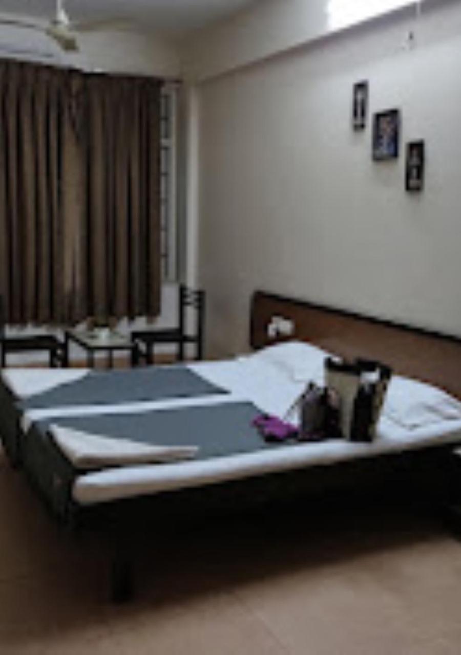 Hotel Durvankur Ganpatipule Dış mekan fotoğraf