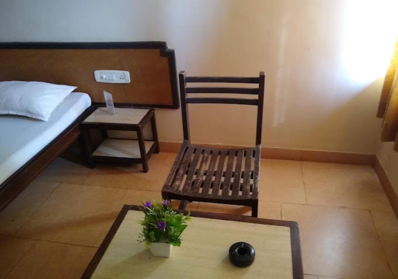 Hotel Durvankur Ganpatipule Dış mekan fotoğraf