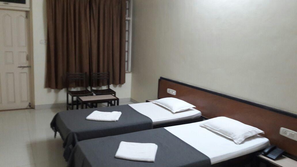 Hotel Durvankur Ganpatipule Dış mekan fotoğraf