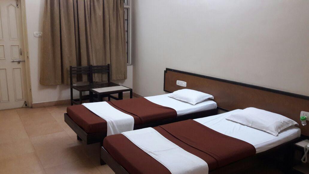 Hotel Durvankur Ganpatipule Dış mekan fotoğraf