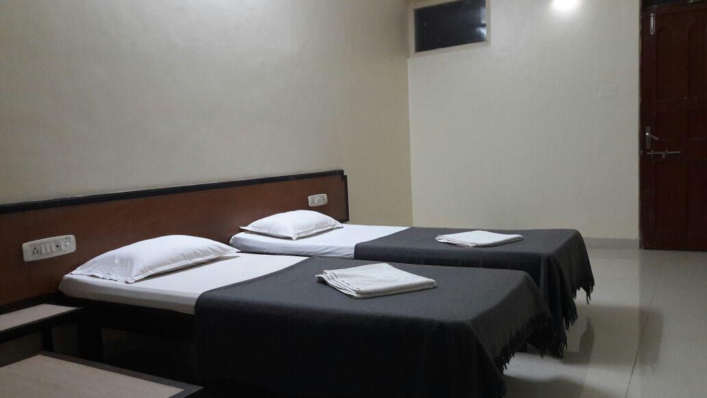Hotel Durvankur Ganpatipule Dış mekan fotoğraf