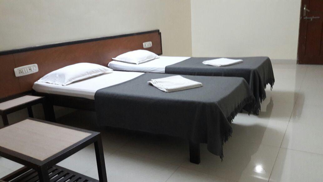 Hotel Durvankur Ganpatipule Dış mekan fotoğraf