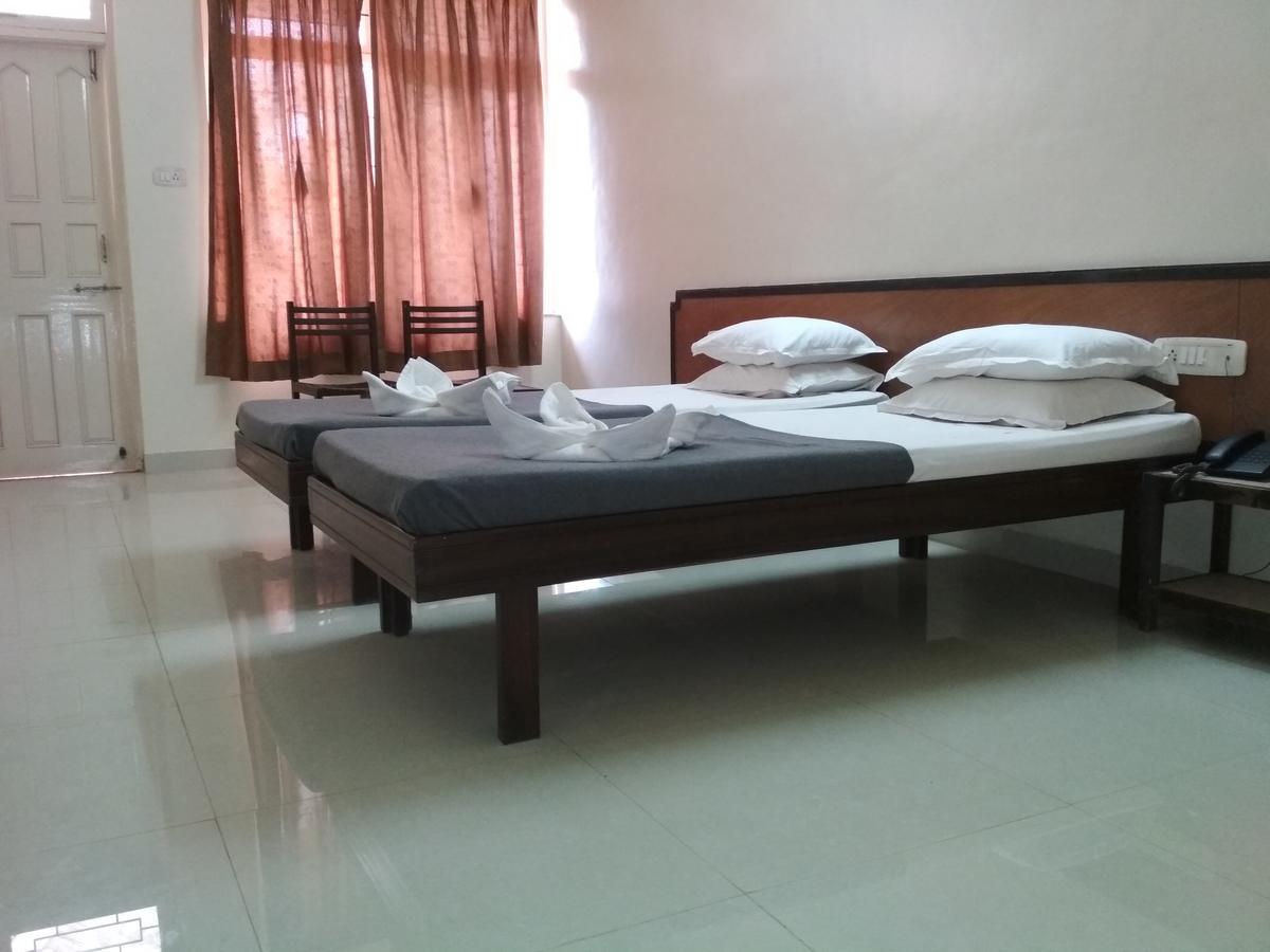 Hotel Durvankur Ganpatipule Dış mekan fotoğraf