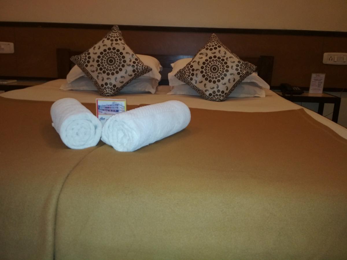 Hotel Durvankur Ganpatipule Dış mekan fotoğraf